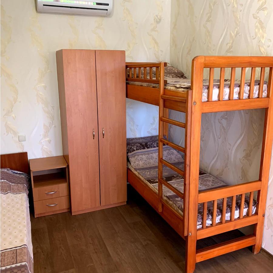 Guest House Santin TTchornomorsk Extérieur photo