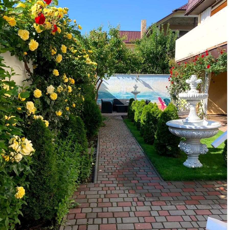 Guest House Santin TTchornomorsk Extérieur photo