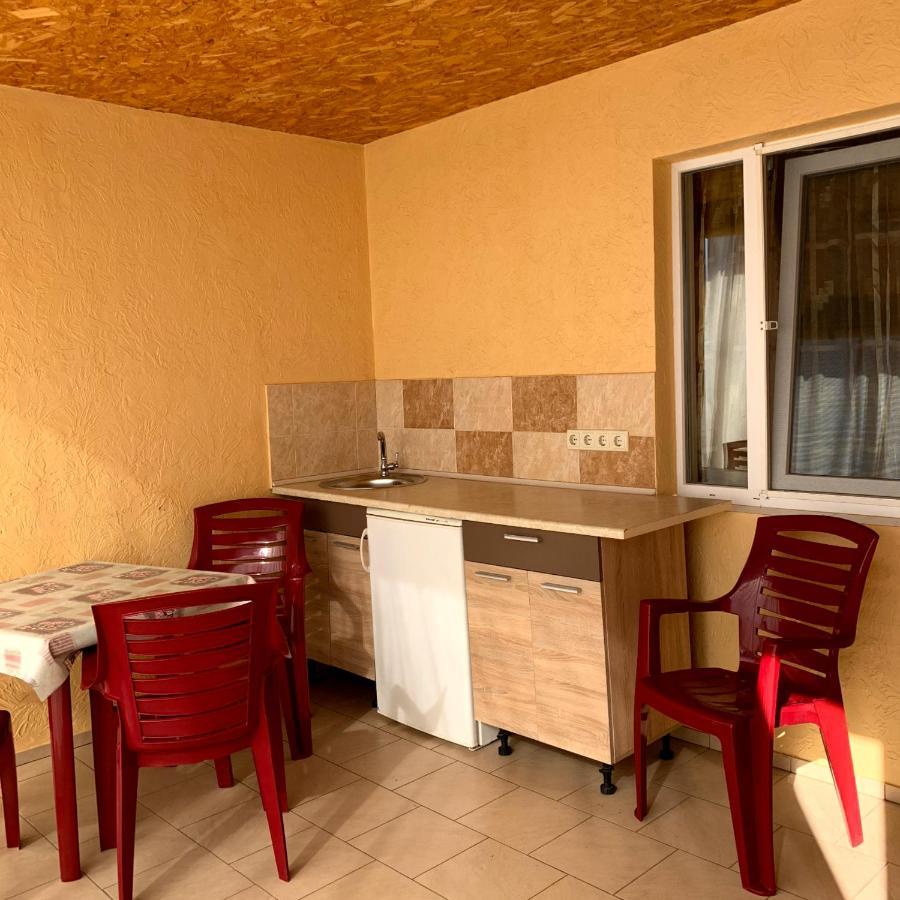 Guest House Santin TTchornomorsk Extérieur photo
